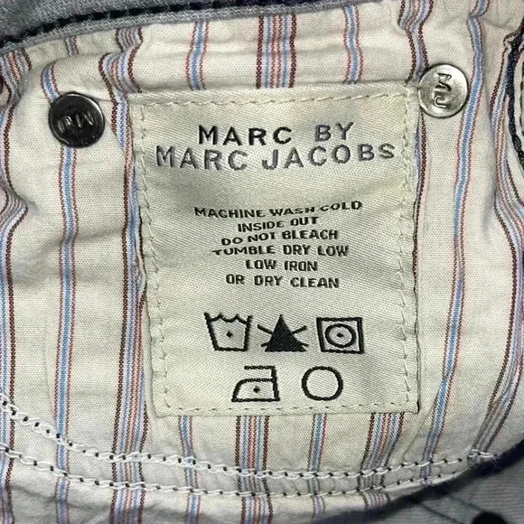Marc by Marc Jacobs Grey center seam jeans with front zip pockets, back pockets - Picture 11 of 11